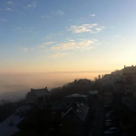 Duplex Atypique Dans La Cite Medievale Laon Esterno foto