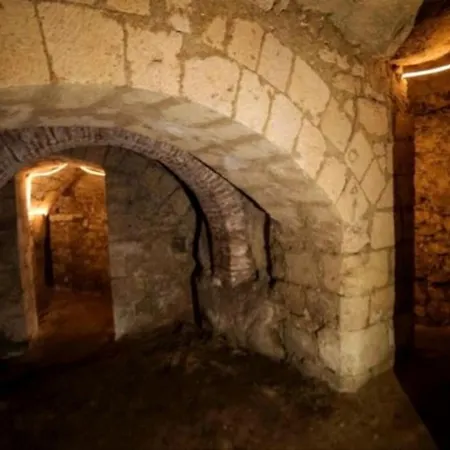 Duplex Atypique Dans La Cite Medievale Laon Esterno foto