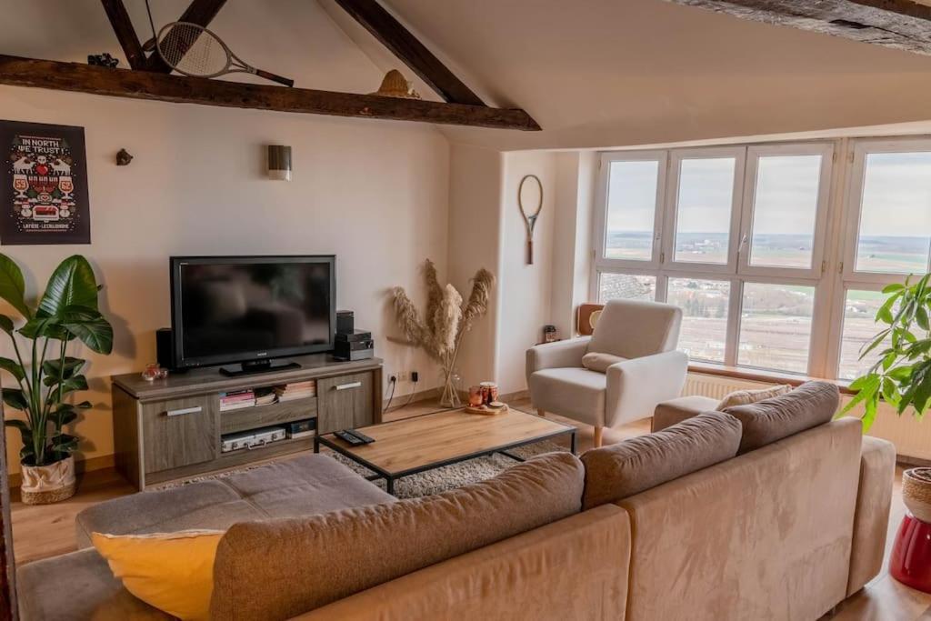 Duplex Atypique Dans La Cite Medievale Laon